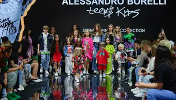 Пригашаем к сотрудничеству детей-моделей.