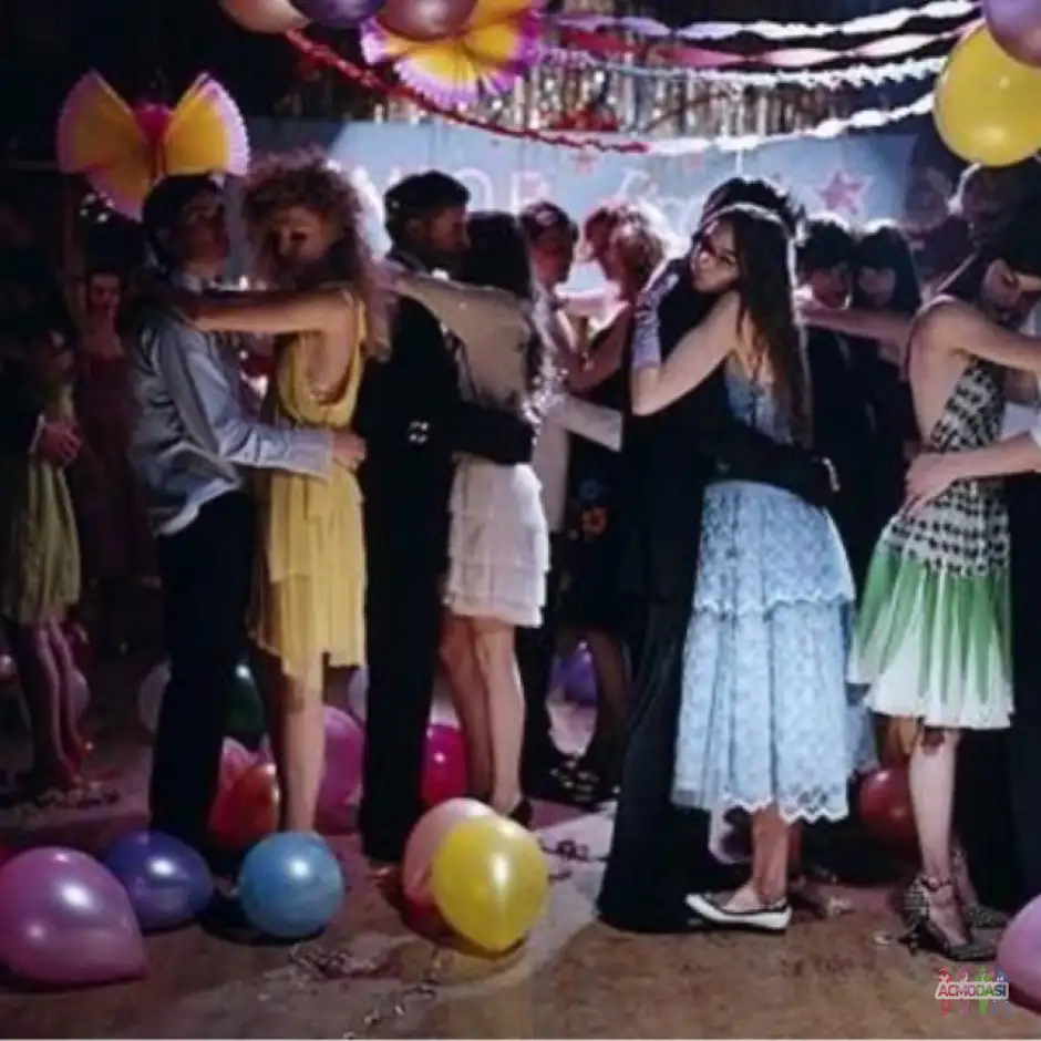 АМС в К/М &laquo;Только раз в жизни&raquo;