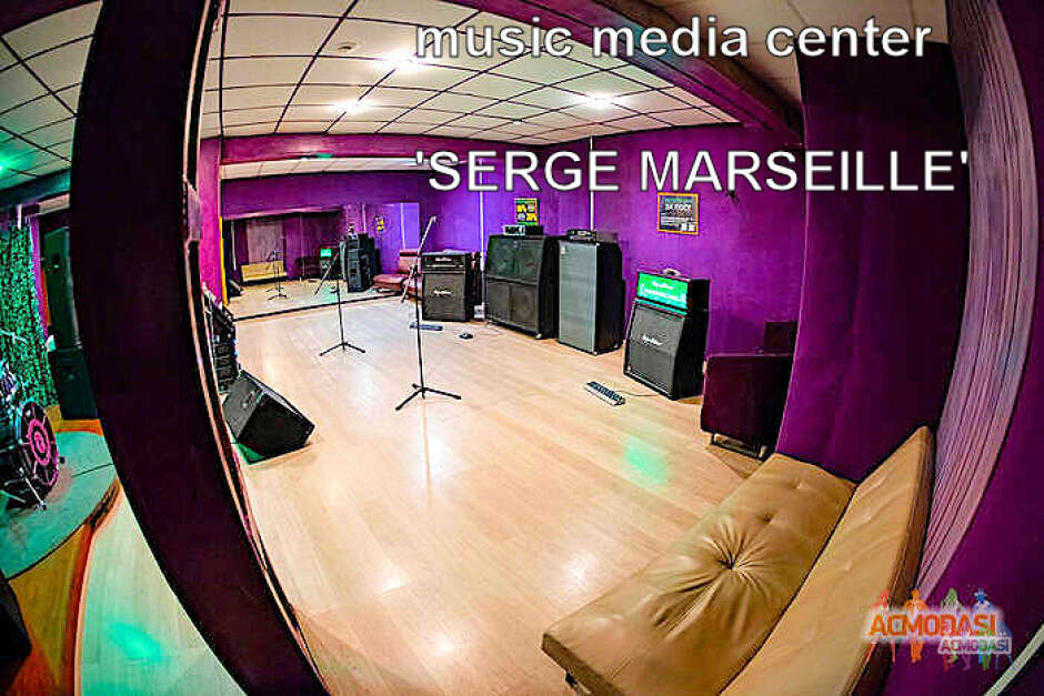 В music media center 'SERGE MARSEILLE' приглашается ассистентка.
