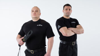 Роль охранников и бизнесменов в рекламу охранного агенства