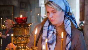 Роль мамы юноши в псевдо-документальном фильме