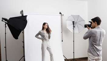 Съемка в рекламе маркетплейсов, причесок, одежды