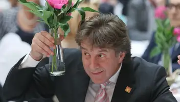 Зрители на ток-шоу &laquo;Линия жизни&raquo; 16 февраля