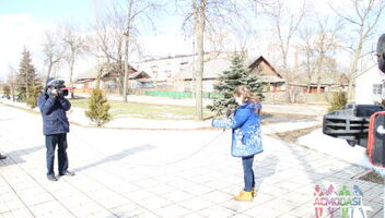 Стажер -судебная корреспондентка / ведущая "в кадре"