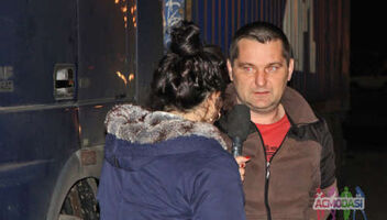 Ведущая  "в кадре"/судебная журналистка