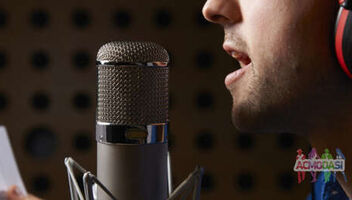 Требуется вокалист для работы в студии.