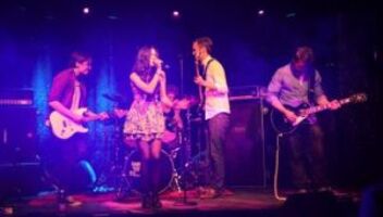 создать музыкальную группу