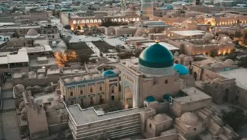 Очень срочный кастинг в рекламный ролик сервиса по заказу доставки еды и продуктов.