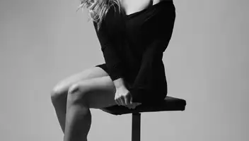 Модель для съёмки портрета