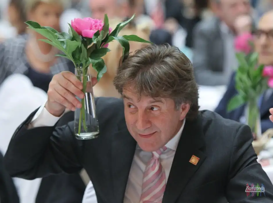 Зрители на ток-шоу &laquo;Линия жизни&raquo; 16 февраля