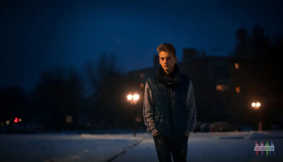 Актер, мужчина, для экранизаций youtube-подкаста в популярном жанре "тру-крайм"