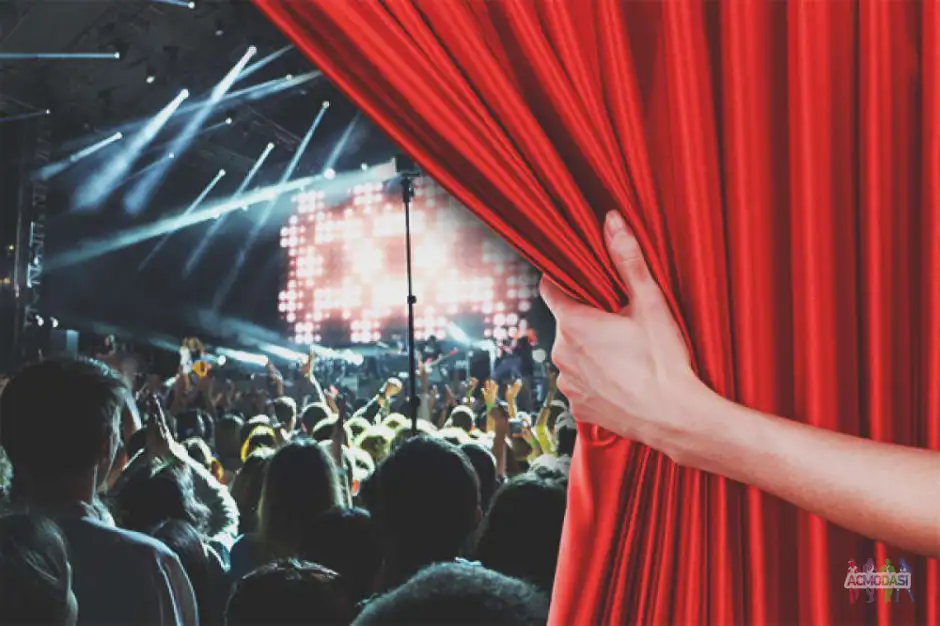 В Московский театр требуется ТУР-МЕНЕДЖЕР