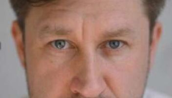 Роль отца в известный авто-бренд