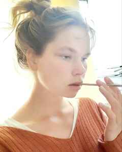 Василиса Скаредина Задумчивость