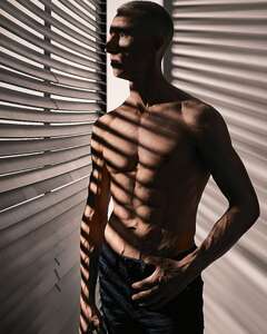 Денис Максимов Задумчивость