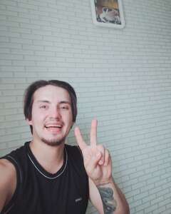 Viktor Buzitskii Счастье