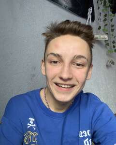 Artem Шушарин Счастье