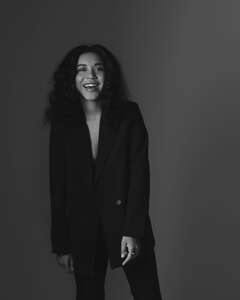 Izabel Potynga Счастье