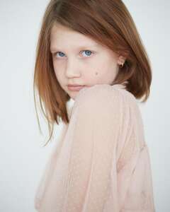 Маруся Погорелова  См Грусть