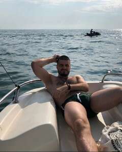 Артем  Счастье