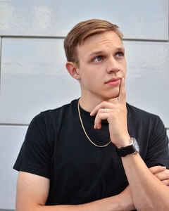 Роман Умрилов Задумчивость