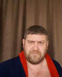 Виталий  Задумчивость