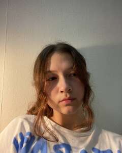 Комила Маннанова Задумчивость