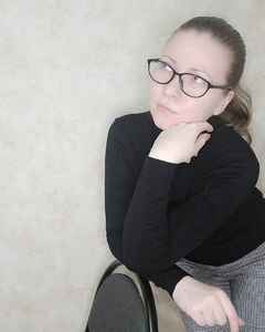 Алёна Ходзинская Задумчивость