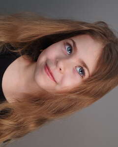 Саакян Ева Задумчивость