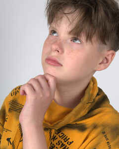 Денис Фрикбард Задумчивость