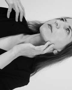 Анна Уштан-Воробьева Задумчивость