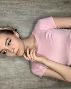 Екатерина Скучеляс Задумчивость