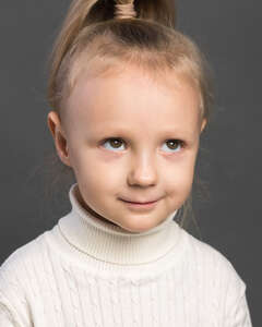 Алисия Светочева Задумчивость