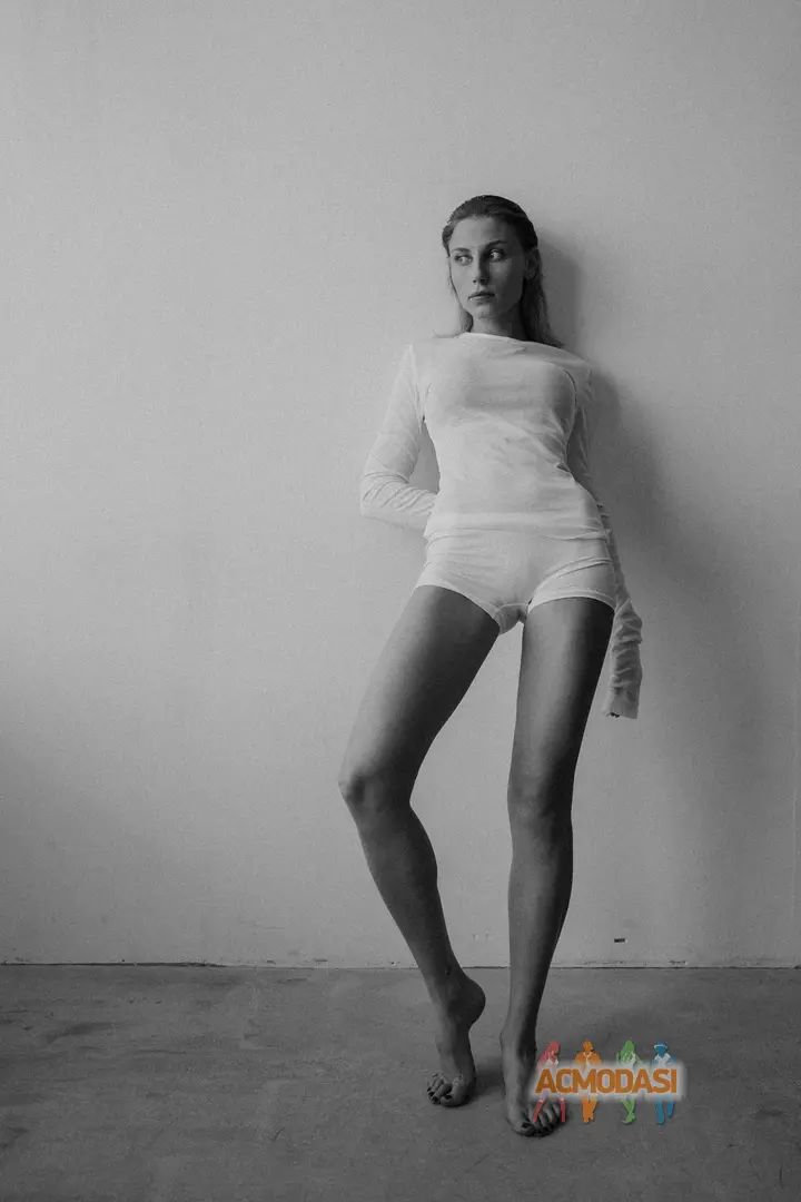 Арина Захарова Эдуардовна фото №1896449. Загружено 27 Мая 2024