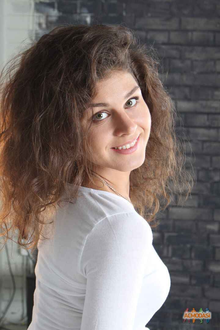 Александра Анатольевна Артемьева фото №1211272. Загружено 07 Августа 2017