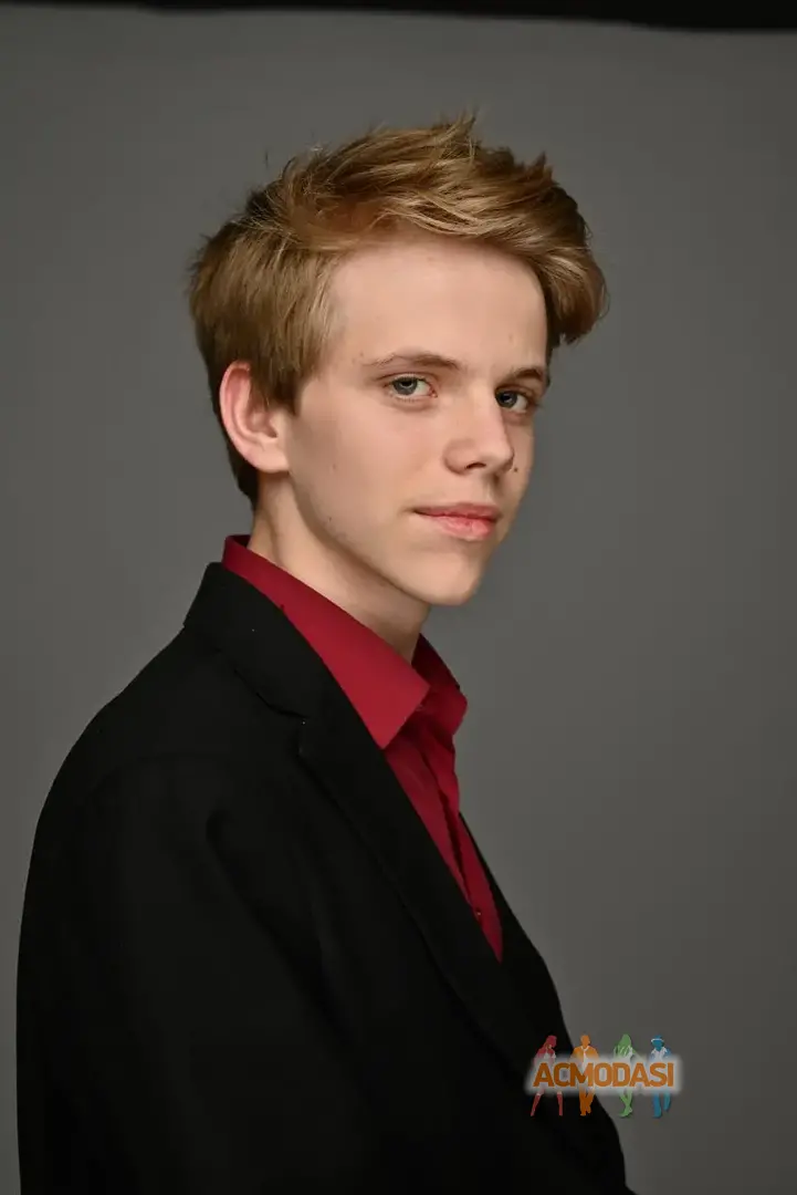 Кирилл Владиславович Гриб фото №1925252. Загружено 24 Апреля 2025