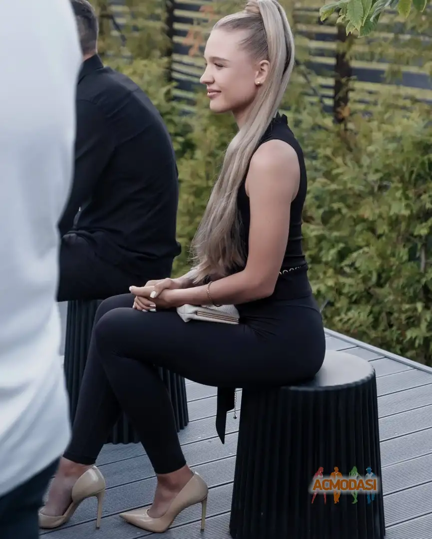 Ульяна Юрьевна Смирнова фото №1944789. Загружено 06 Января 2026