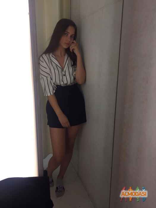 Виктория Вадимовна Хольнова фото №1500882. Загружено 18 Августа 2019