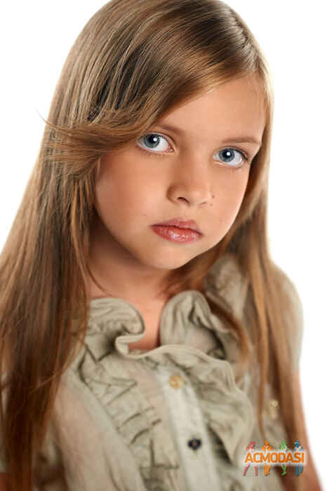 Yana   фото №564640. Загружено 08 Января 2014