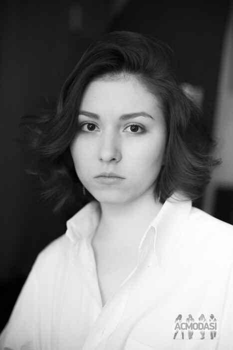 Элина Мидхатовна Валиуллина фото №1167646. Загружено 10 Апреля 2017