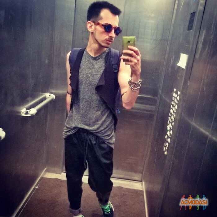 Руслан Араикович Погосян фото №875332. Загружено 18 Июня 2015