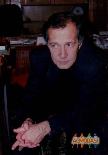 Владимир Всеволодович Павлов фото №409325. Загружено 15 Мая 2013