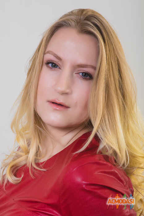 Дарья   фото №962239. Загружено 30 Ноября 2015