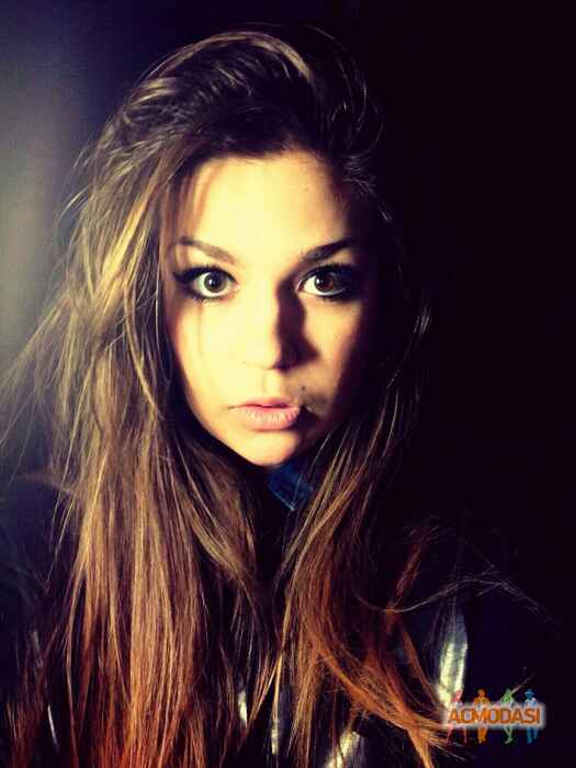 Яна Андреевна Свистунова фото №635570. Загружено 13 Апреля 2014