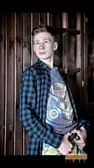 Артём  Станиславович фото №884642. Загружено 10 Июля 2015