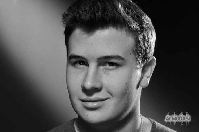 Павел Ильин (III) - актёр - фотографии - российские актёры театра - Кино-Театр.Р