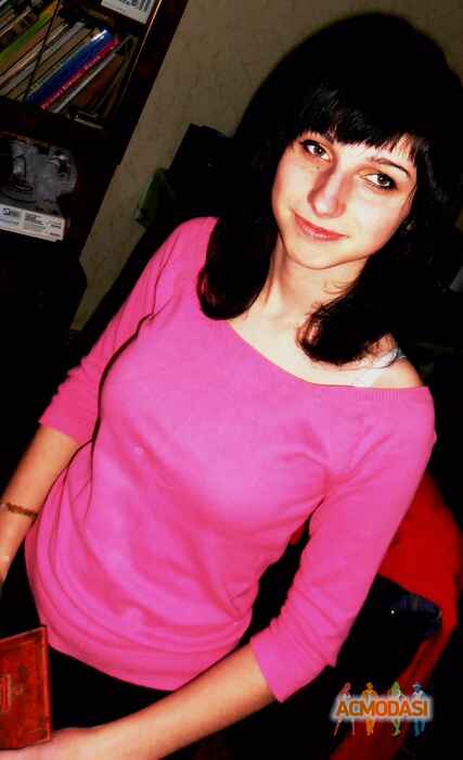 Аня Леонидовна Дяченко фото №606764. Загружено 01 Марта 2014