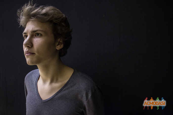 Виталий Сергеевич Ковалев фото №990696. Загружено 03 Февраля 2016