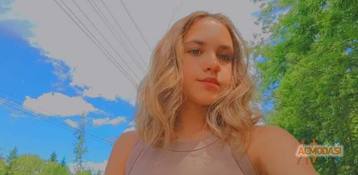 Лиза  Новикова фото №1807410. Загружено 13 Июля 2022