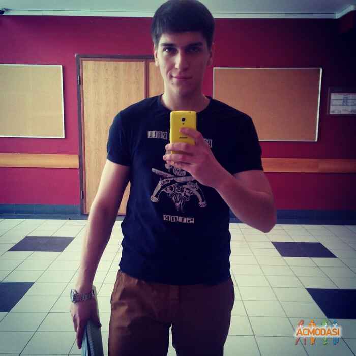 Владислав Сергеевич Макаревич фото №864448. Загружено 24 Мая 2015